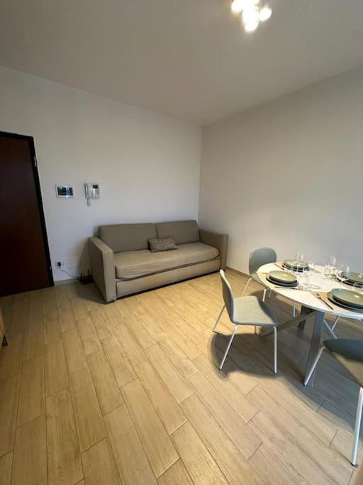 Appartamento Bam House - Milano Romolo Esterno foto